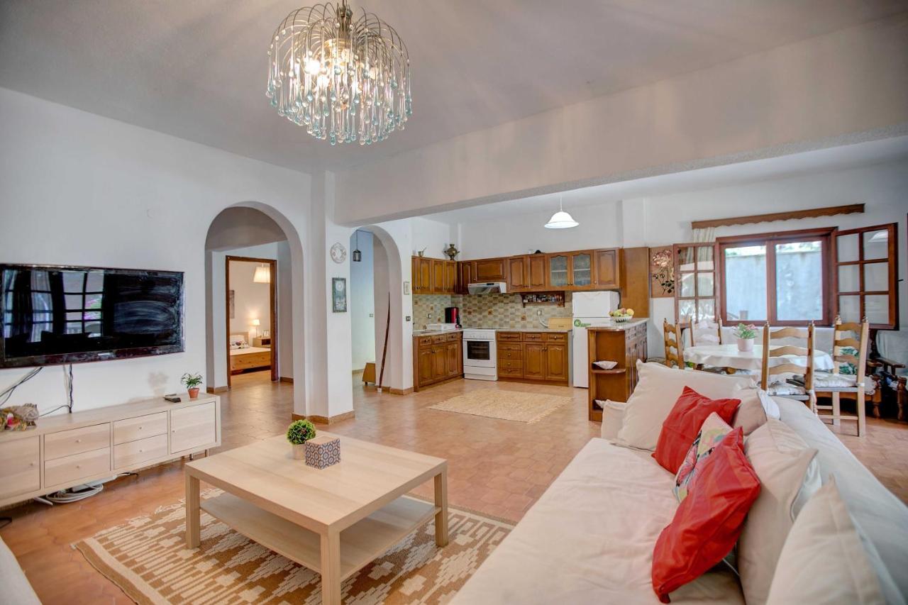 Chalkidiki Beachfront Haven - Perfect Location Nikiti  Esterno foto