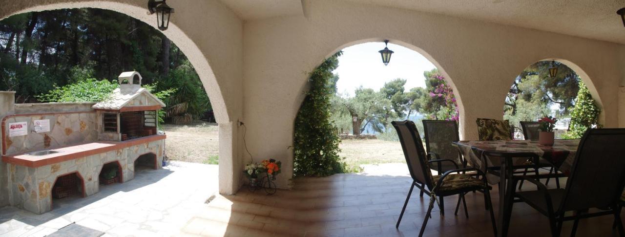 Chalkidiki Beachfront Haven - Perfect Location Nikiti  Esterno foto